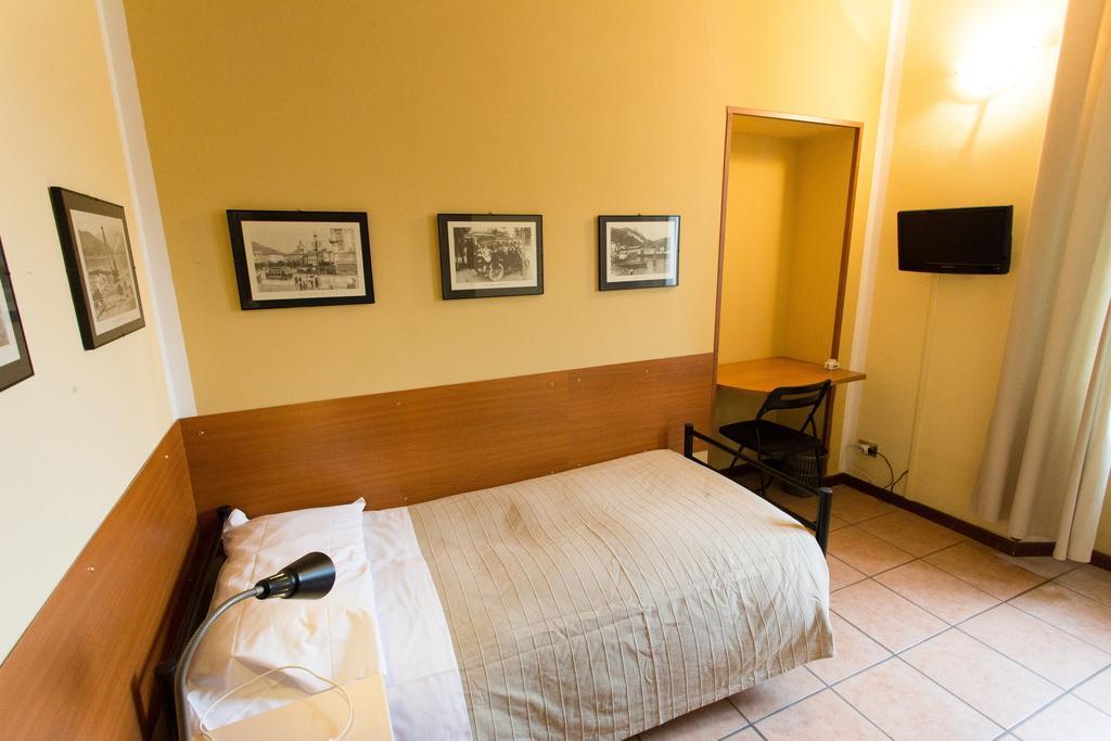 Hotel Pontenuovo Merone Kamer foto