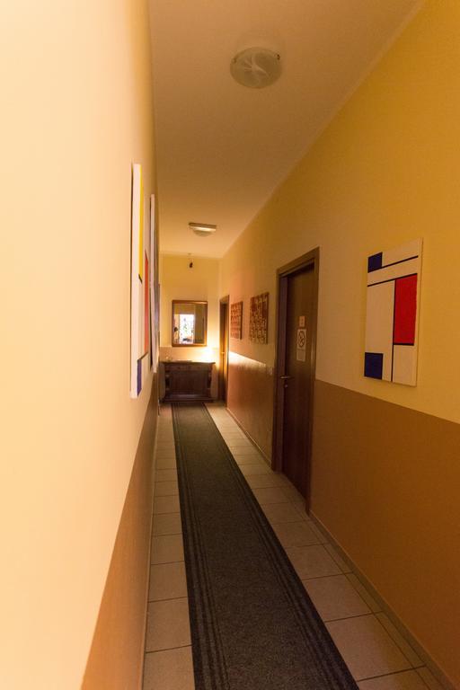 Hotel Pontenuovo Merone Buitenkant foto